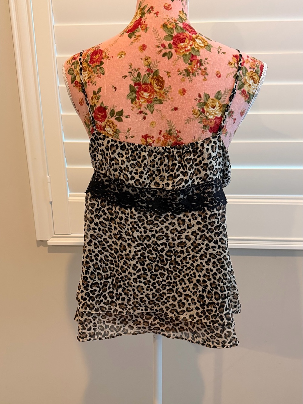 Vintage Therapy Y2K Leopard Lace Cami Top – UK 16 - Picture 5 of 6